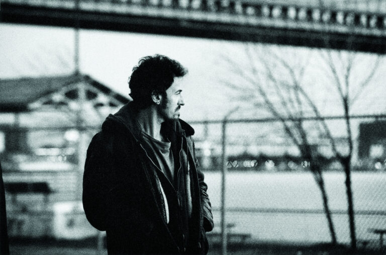 “Streets of Philadelphia”: Un cielo gris proyectado por Bruce Springsteen