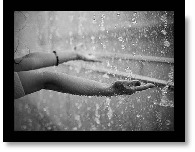 El significado de una canción llamada “Only Happy When It Rains”