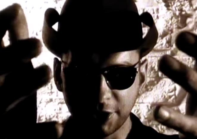 “Personal Jesus”: Nadie es perfecto para ser Dios