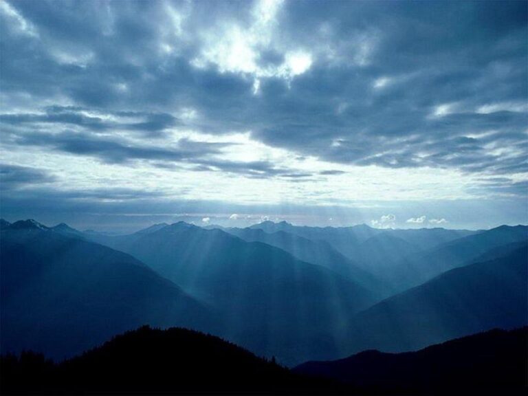 Deja que el cielo te lleve… (inspirada en «Sky is Mine» de Amorphis)